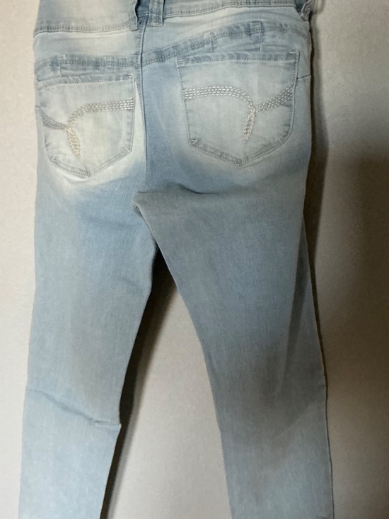 Jeans - Picture 4 of 5